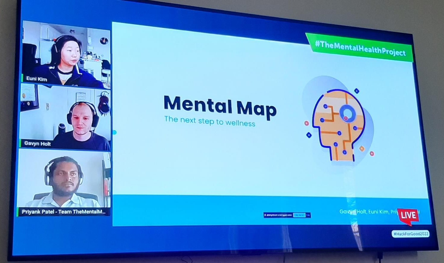 A screen depicting Euni and her 2 teammates virtually presenting their hackathon project Mental Map