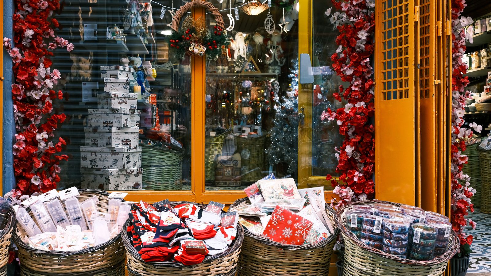 How to Forecast Seasonal Demand.