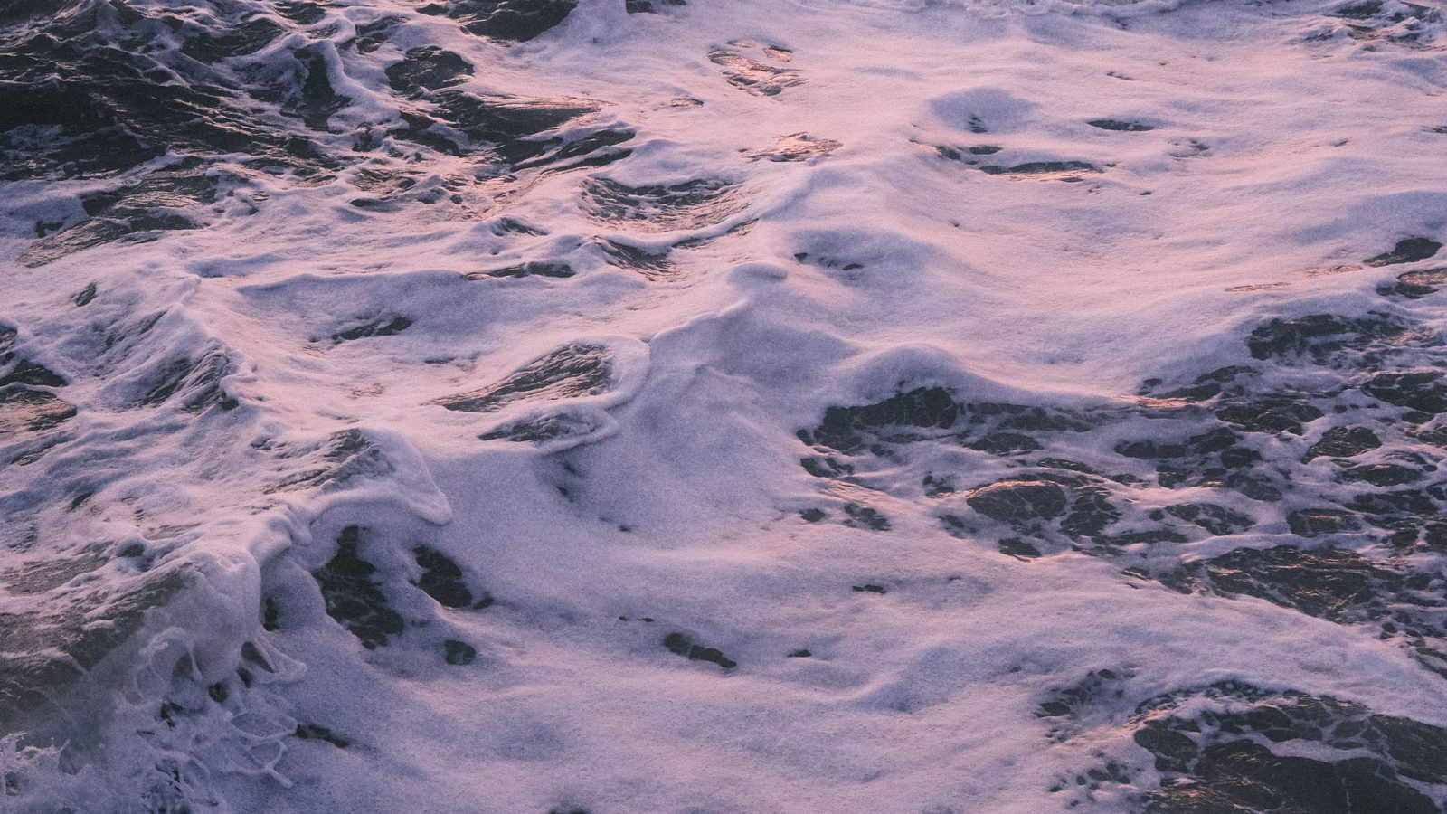 Ocean waves rhythm pattern.