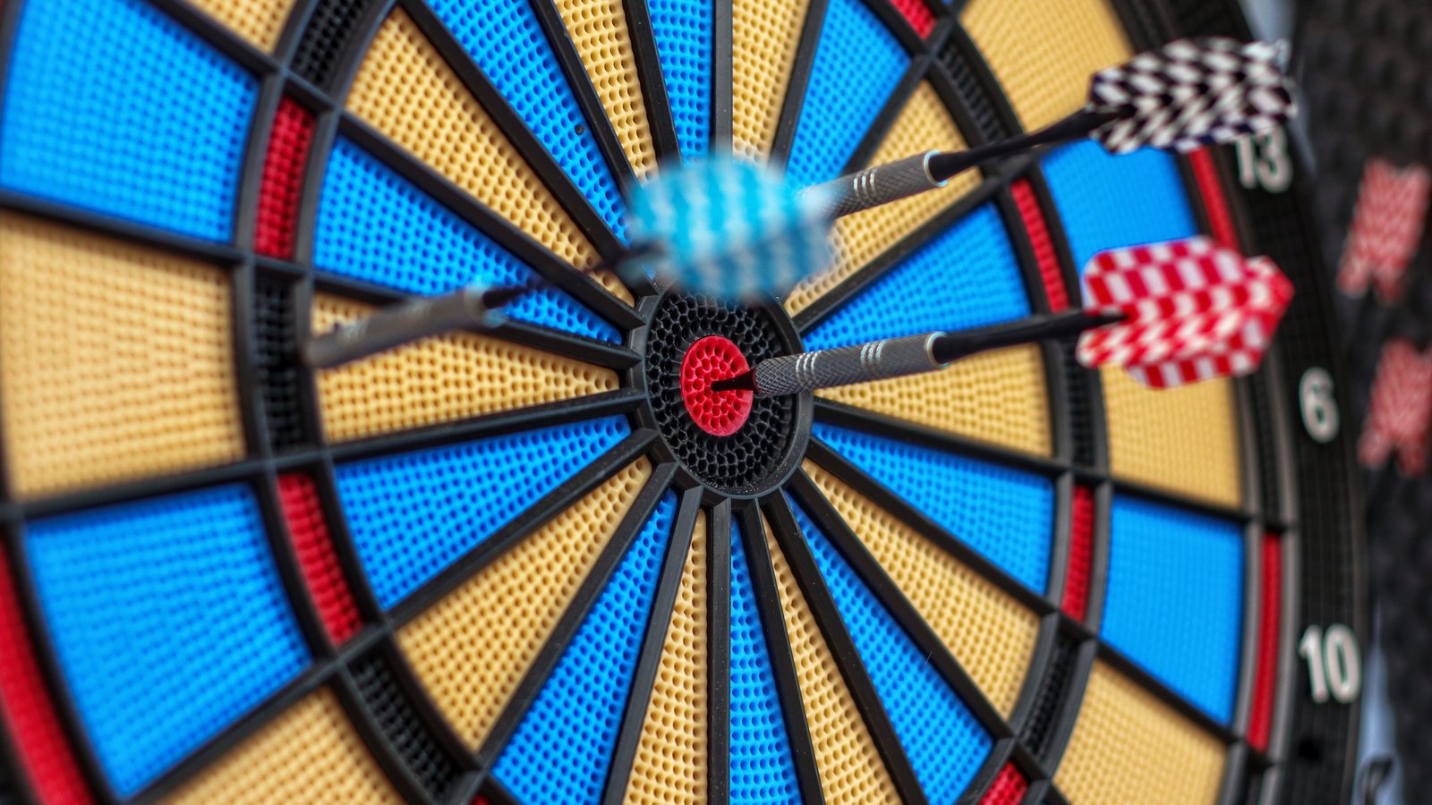 Darts board bullseye choice.