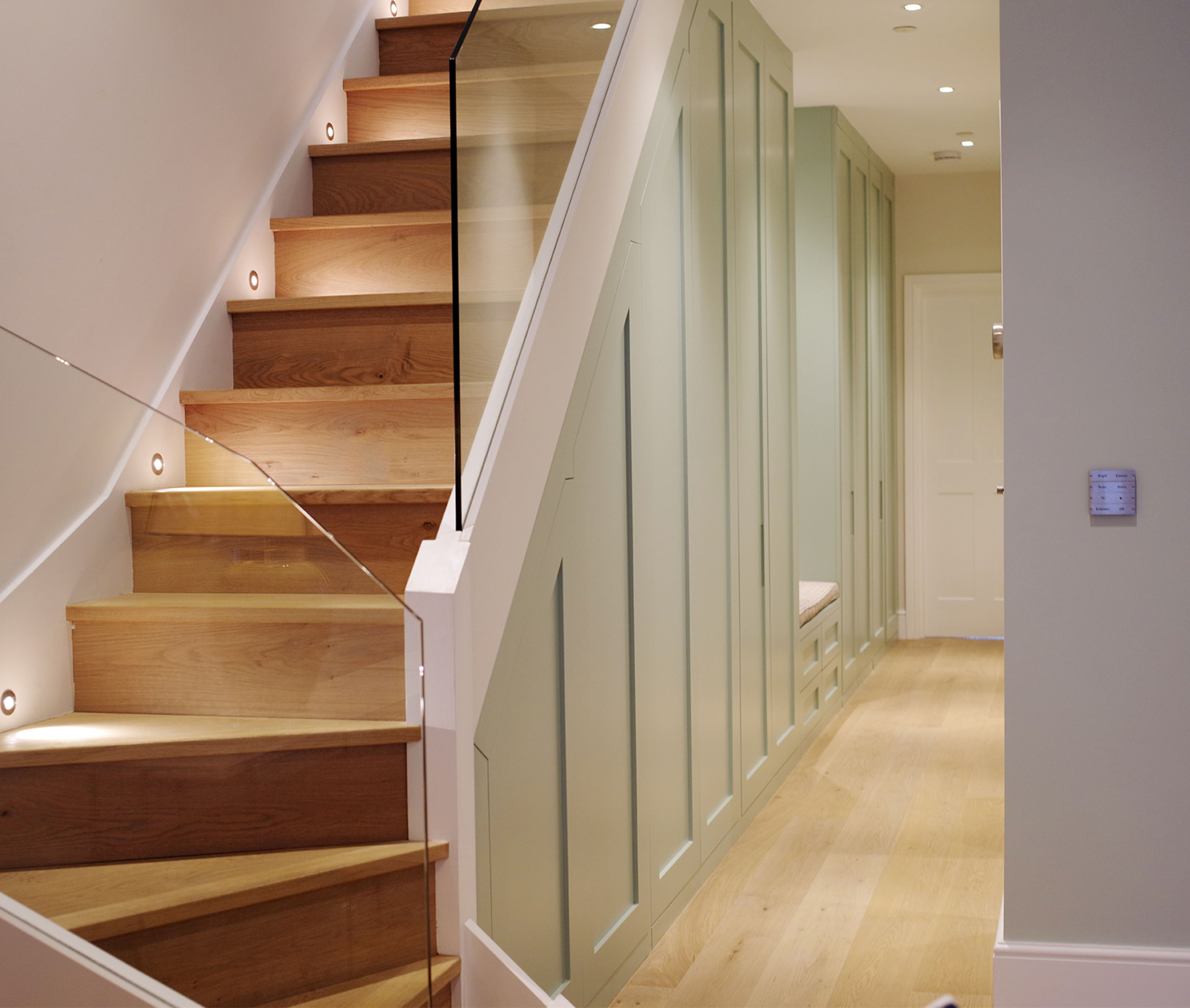 spacedin-understair-and-corridor-storage-working