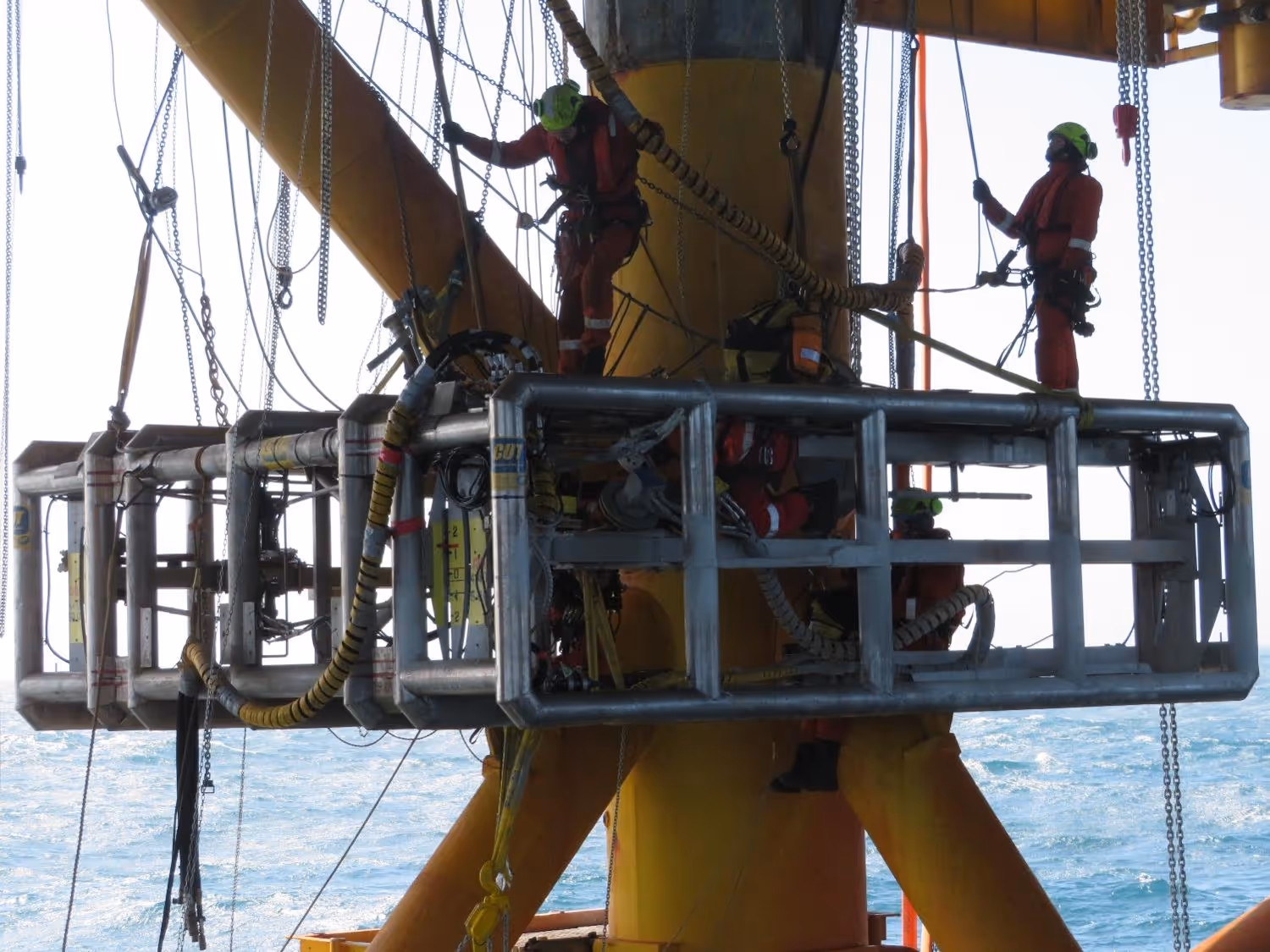 Diamond wire cutting by experienced IRATA rope access technicians during the decommissioning of an offshore facility