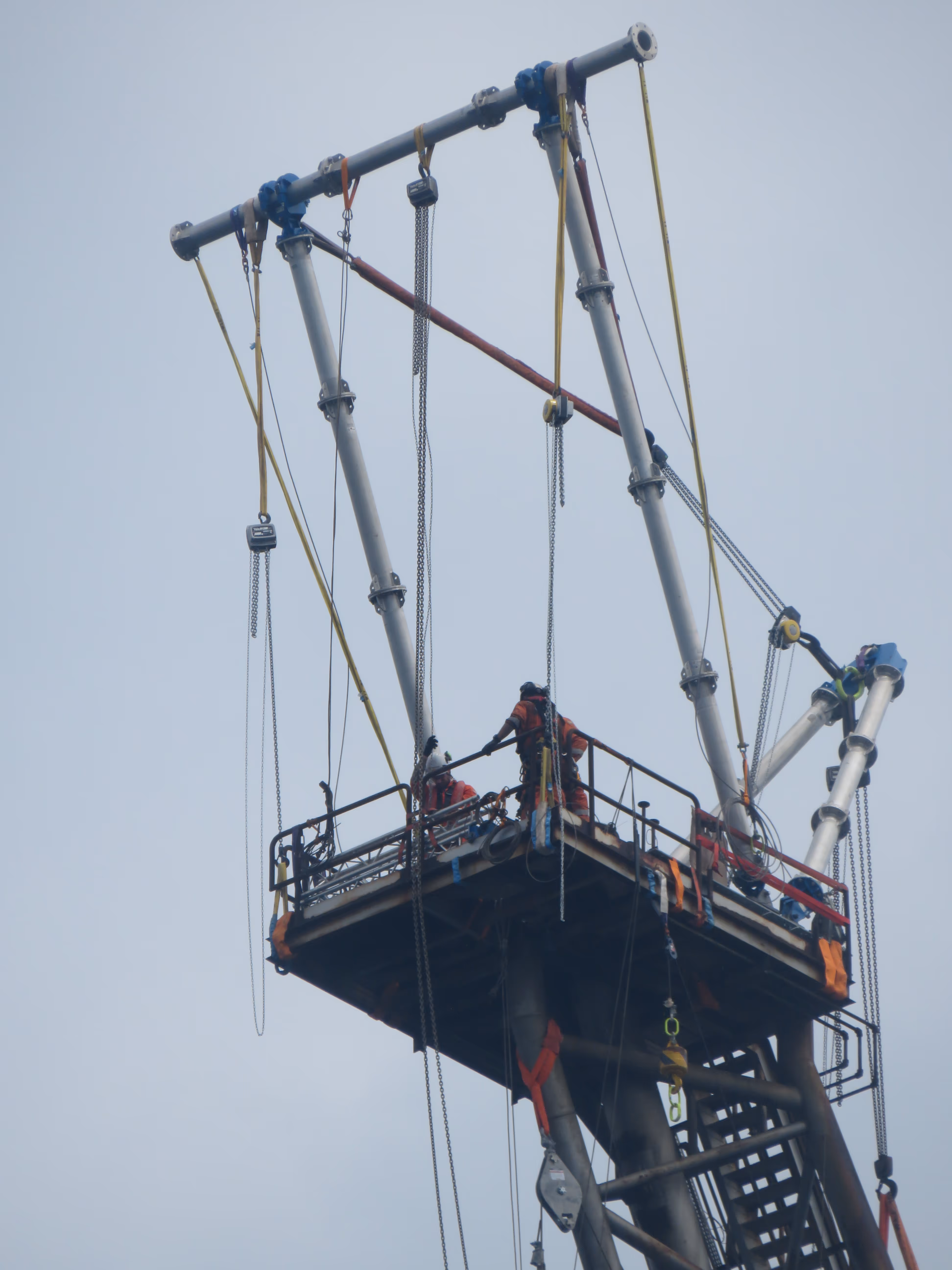 Lifting gantry is used by Conbit to lift the old flare tip off and the new flare tip on the flare tip access platform.