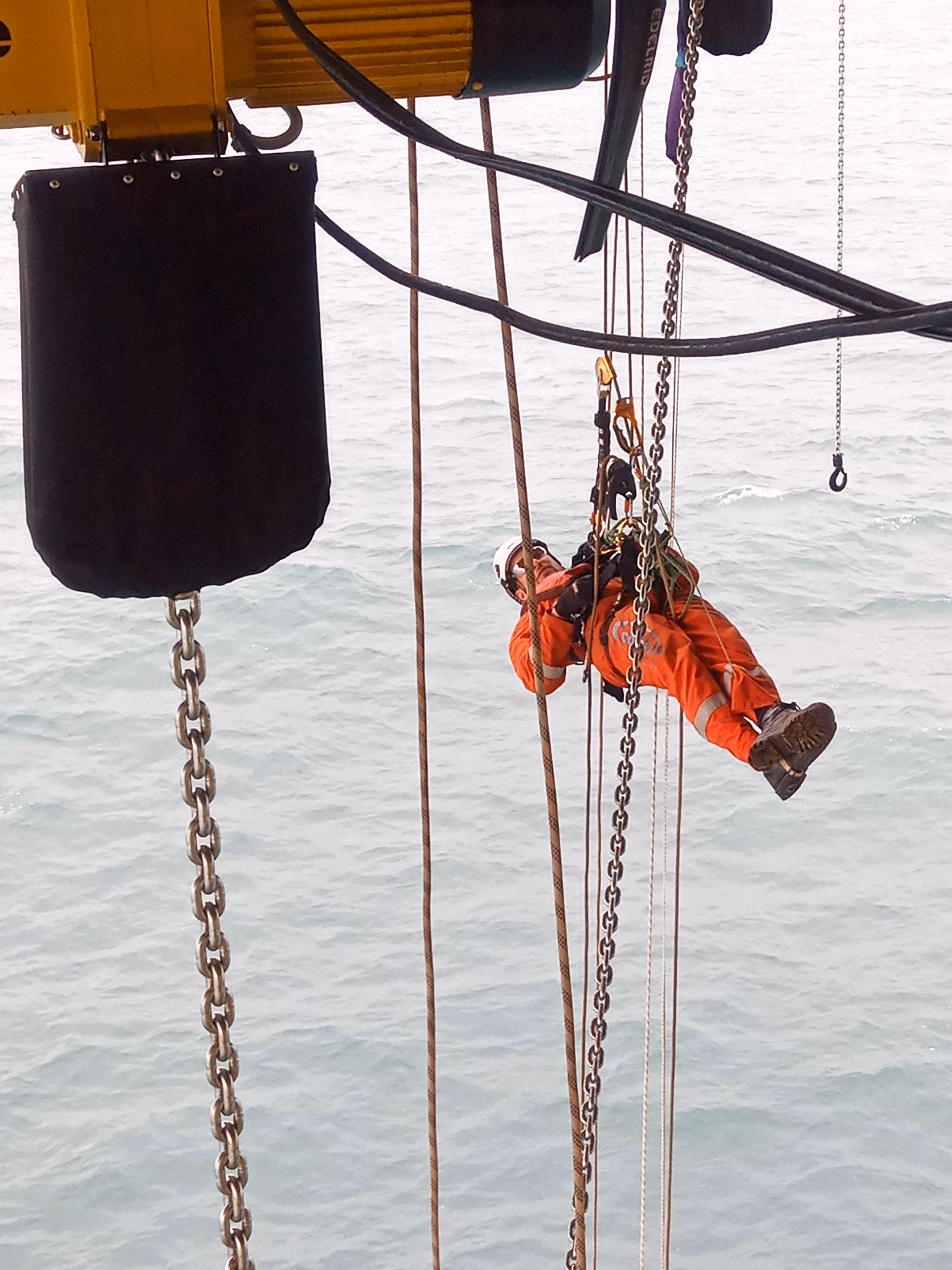 Conbit mobilizes specialized equipment and manpower to repair a firewater caission at TotalEnergie's platform, F15A.