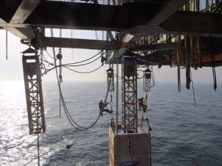 Suspended Lift Units from Conbit, ranging from 2 to 15 tonnes SWL, enable lifting heavy modules below decks cost-effectively with rope access techniques.