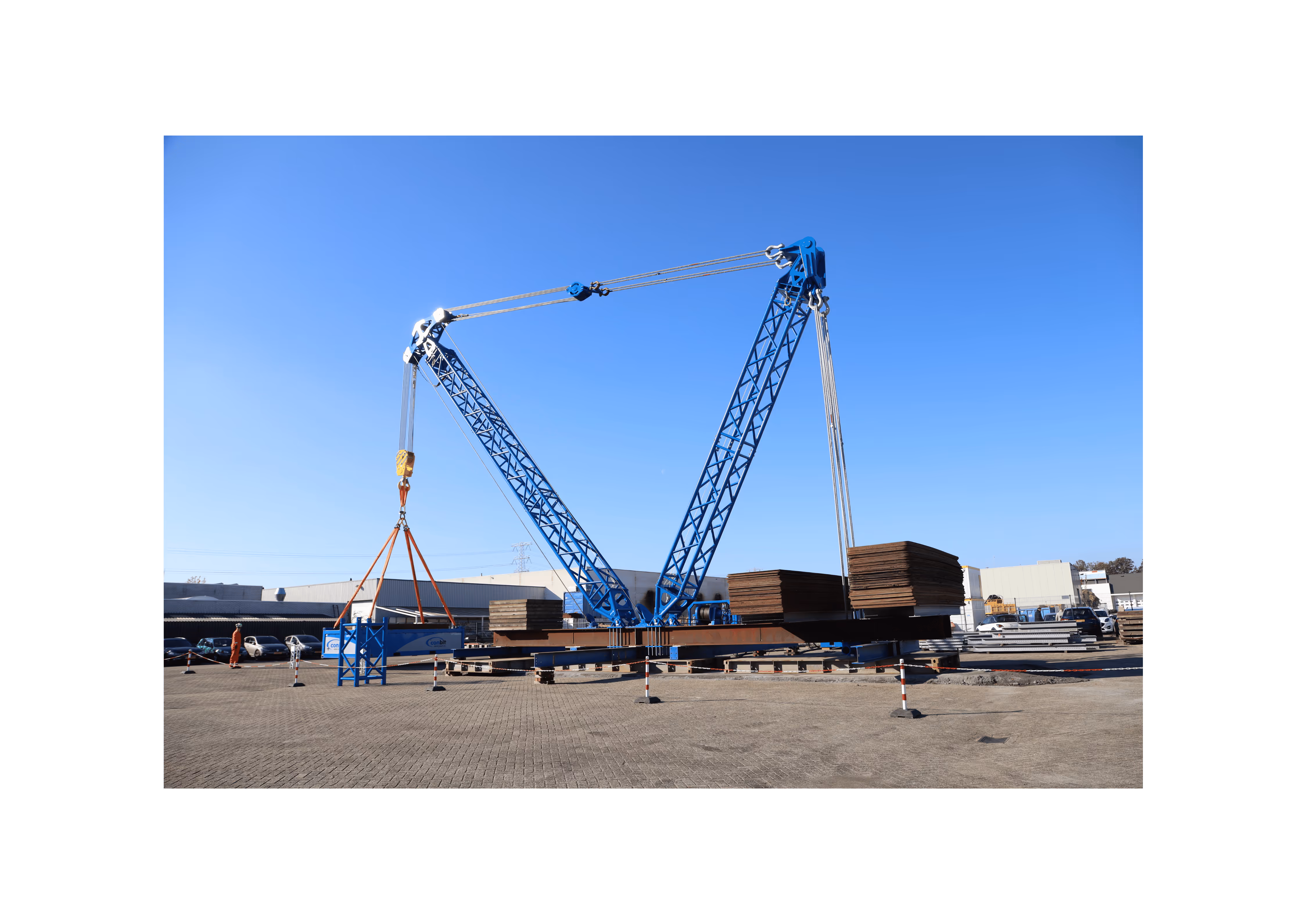 Front view of the SL900 lifting system undergoing a load test, demonstrating its strength and stability for offshore lifts up to 150 tonnes.