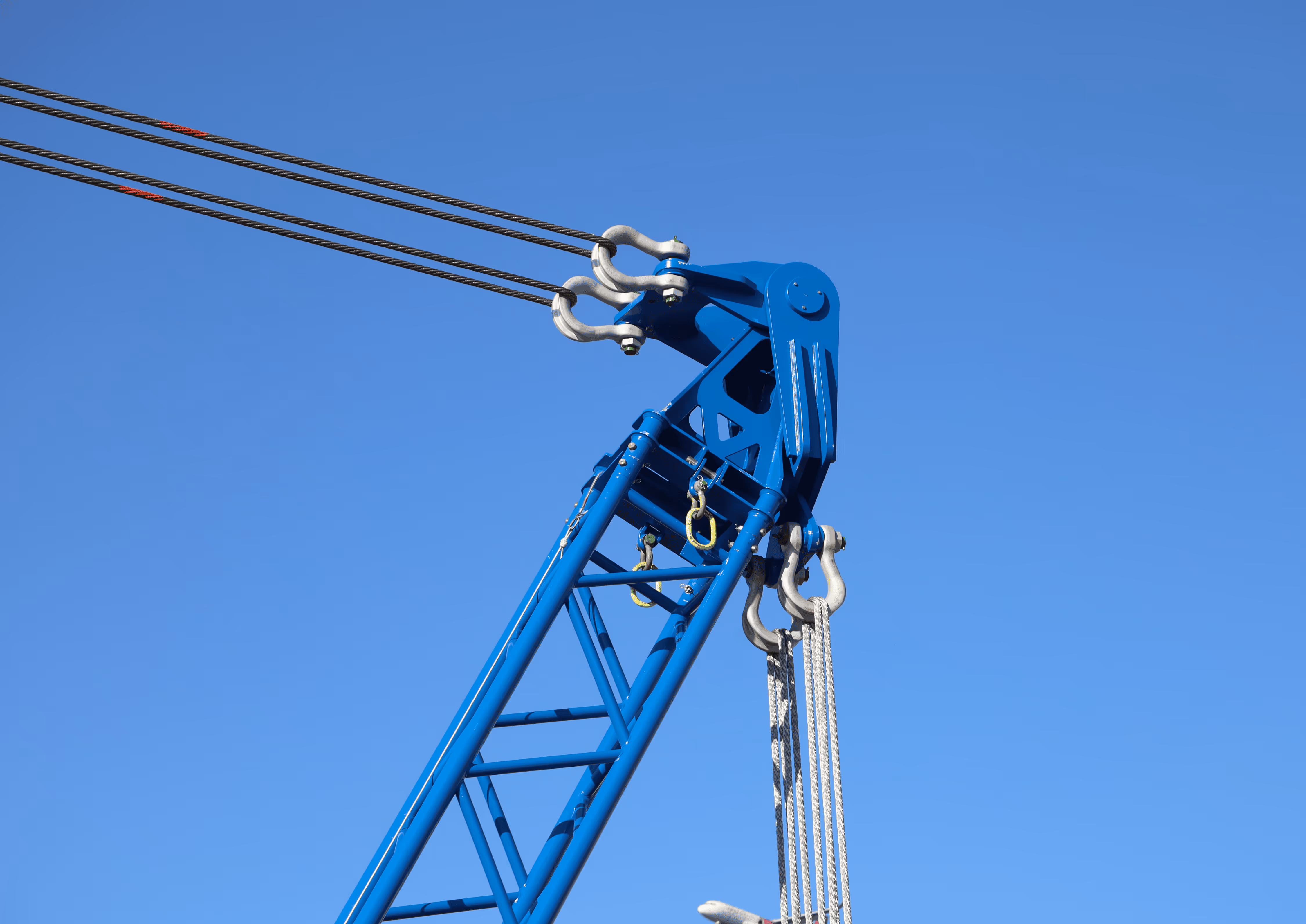 The SL900 tilt head is one of the critical components of the SL900 lifting system. The tilt head allows for perfect load introduction.