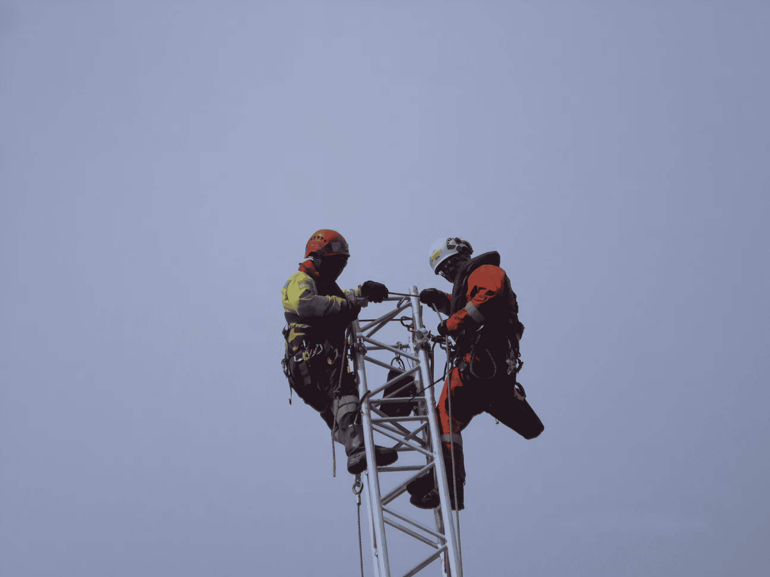 "CR3 rope access and mechanical technicians work in tandem with Conbit specialists to execute the flare tip replacement at the Erawan facility, showcasing teamwork and expertise."