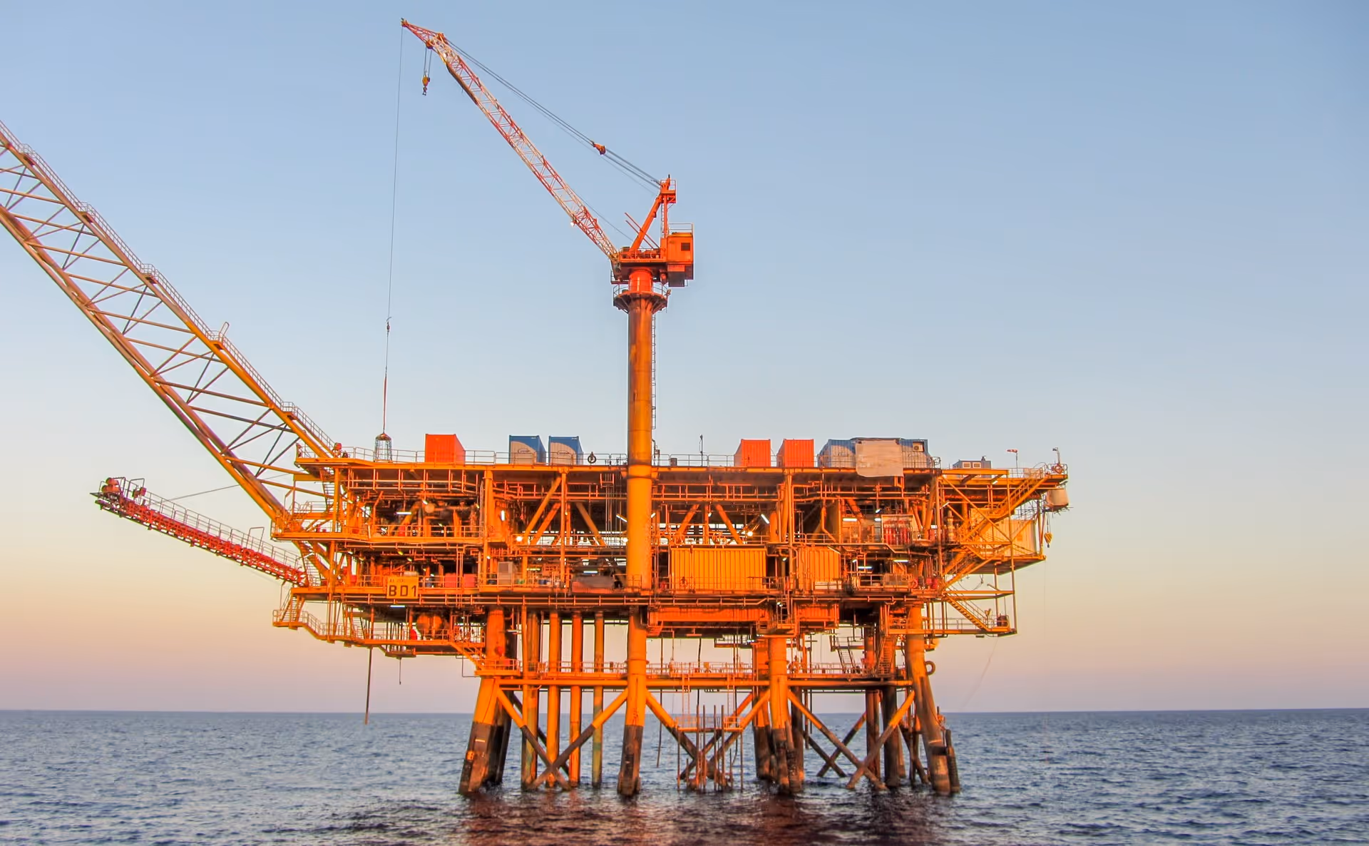 Italgru TS-series offshore crane lifting equipment on a gas platform.