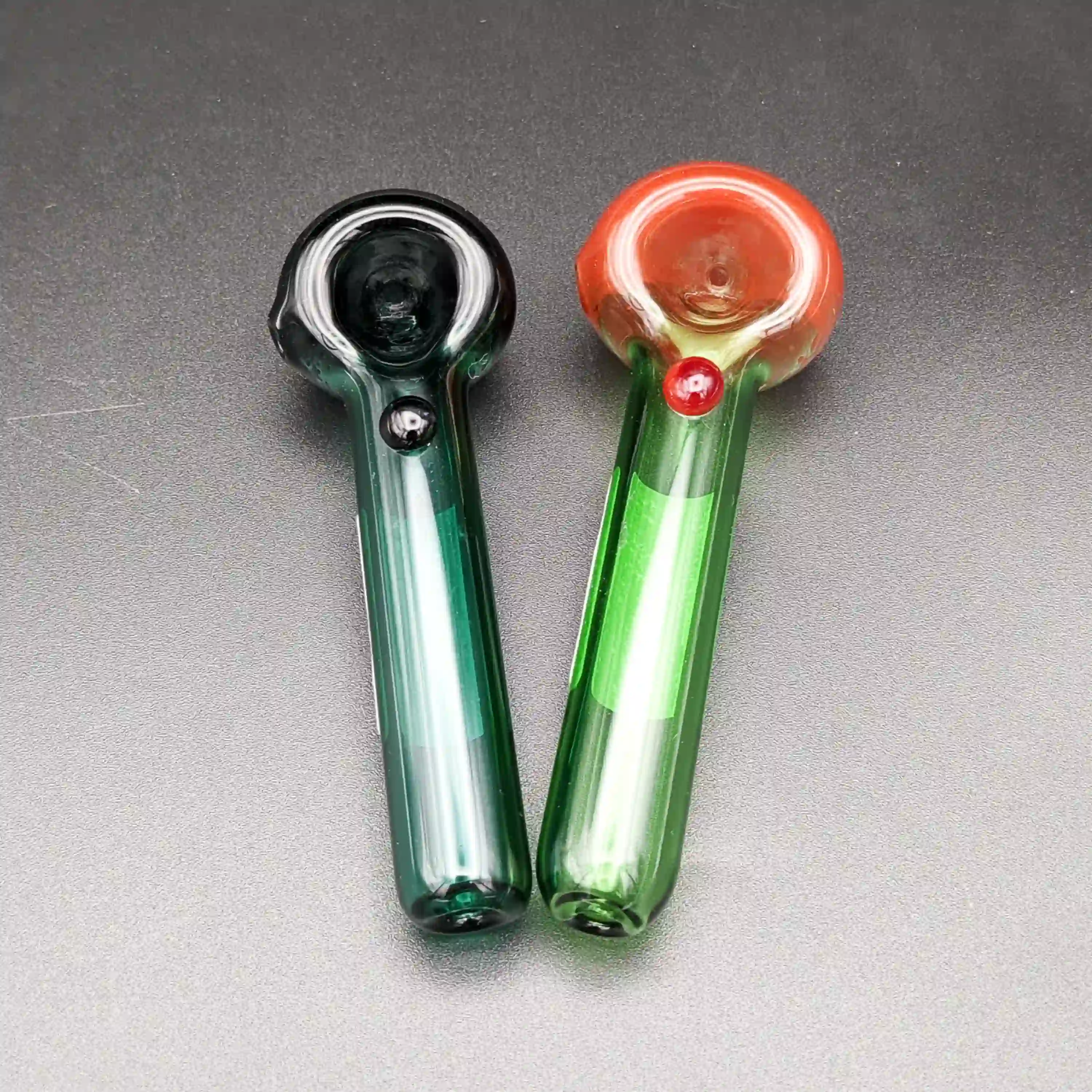 Fluffhead Frit on Color Pipe | Jellyfish Glass