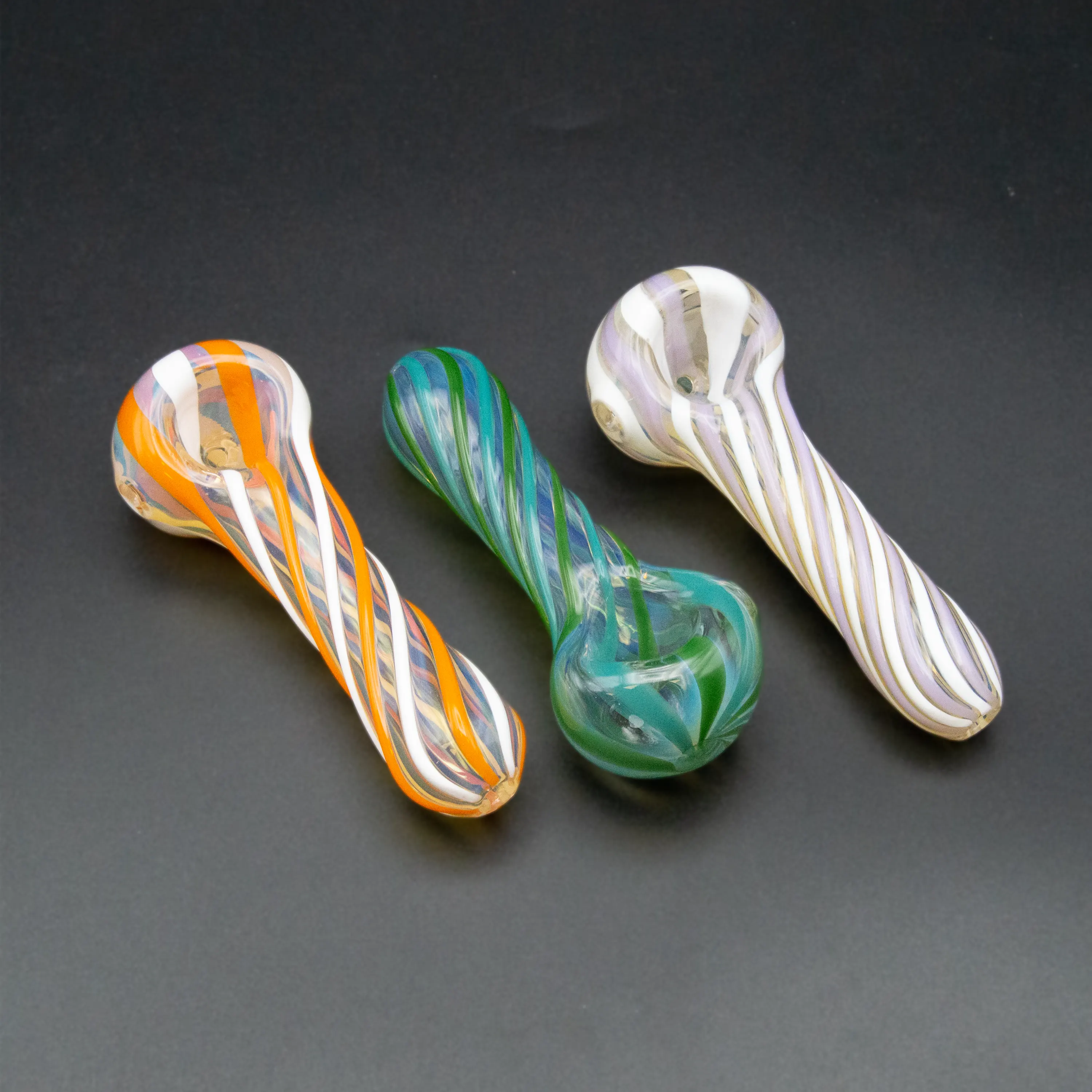 Colored Candy Lines Scallop Pipe | Rainbow Gabe