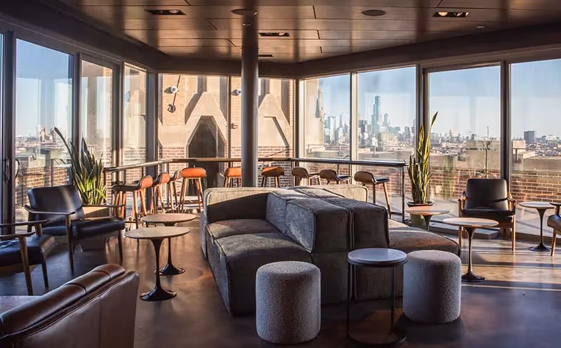 Up Room Rooftop Lounge in Chicago