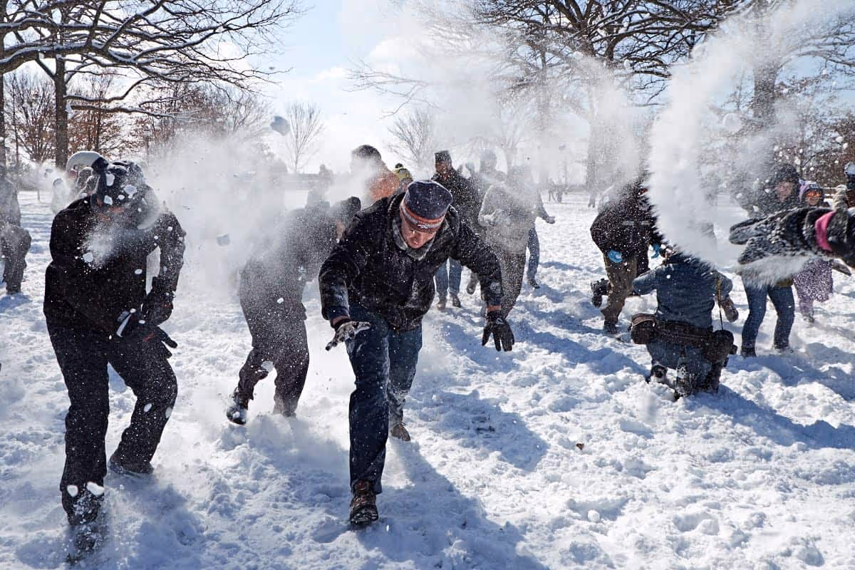 21 Best Team-Building Activities for Winter 2024