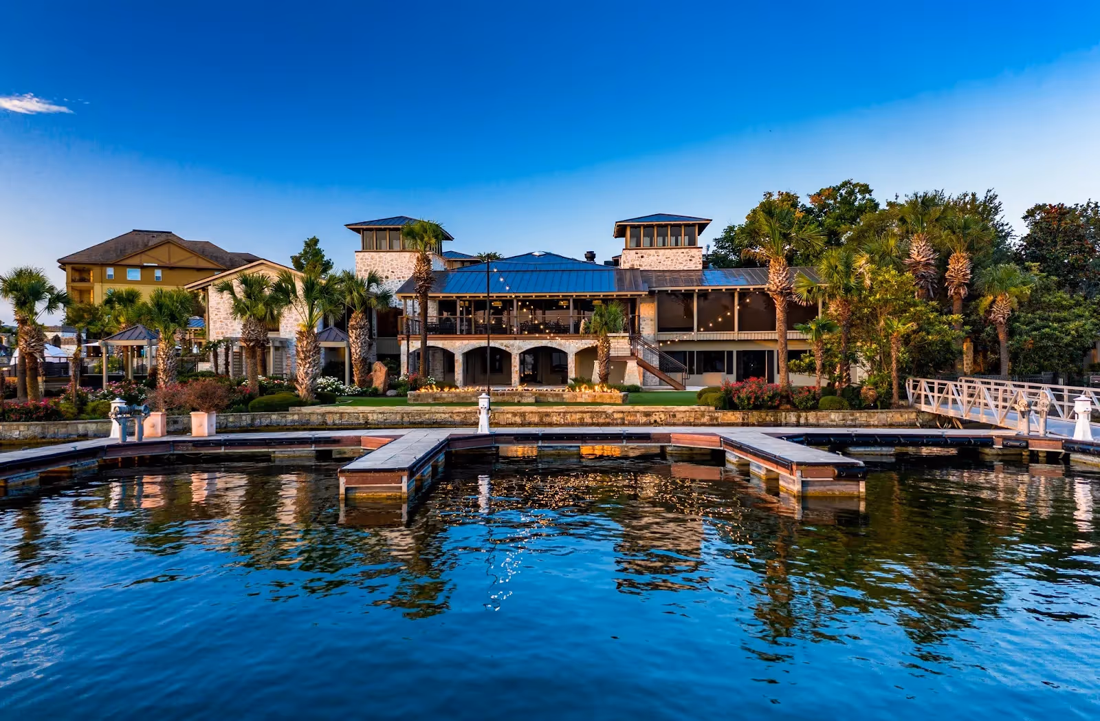 Horseshoe Bay Resort offers a variety of activities suitable for corporate retreats in a prime lakeside location.