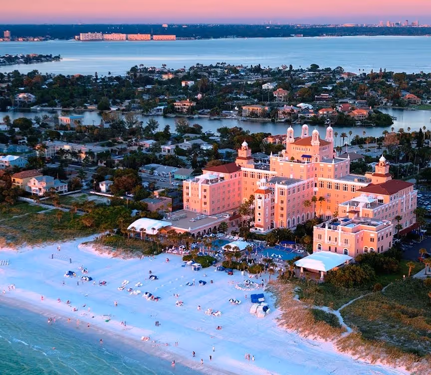 Looking for a unique destination for your large group offsite? Look no further than The Don CeSar and enjoy the beachfront luxury this location provides!