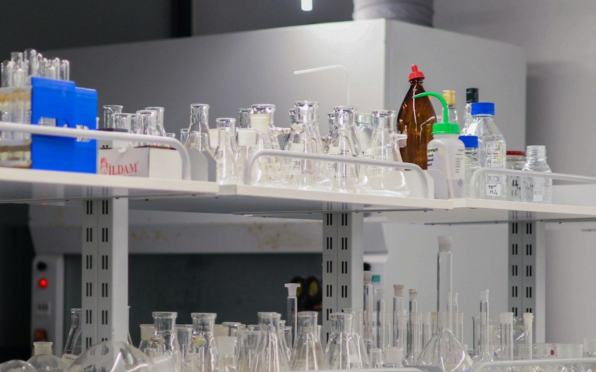 Bacteriostatic Water Shelf Life and Storage