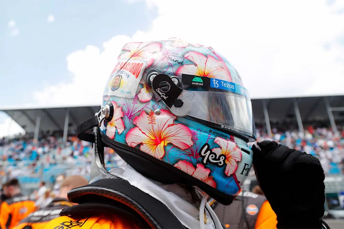 Let's Discuss, Is Ricciardo Running Out of Road?