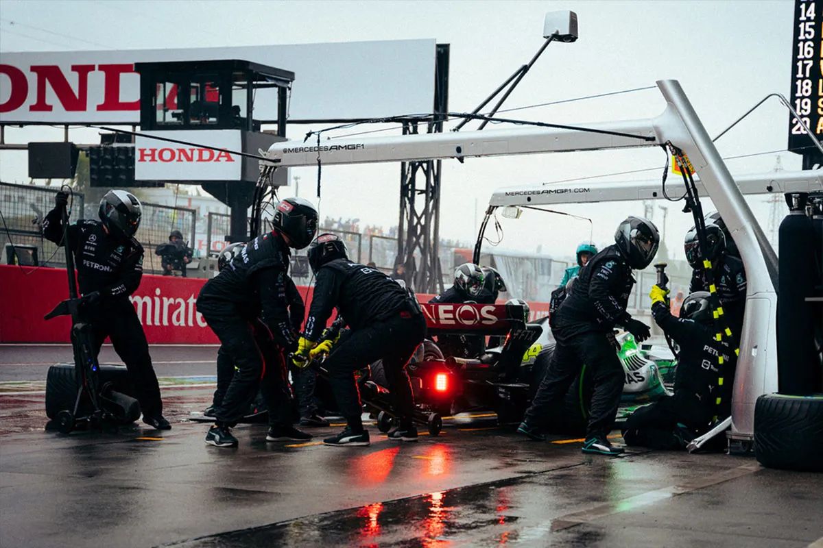 Bizarre Japanese GP Sees Verstappen Crowned Champ