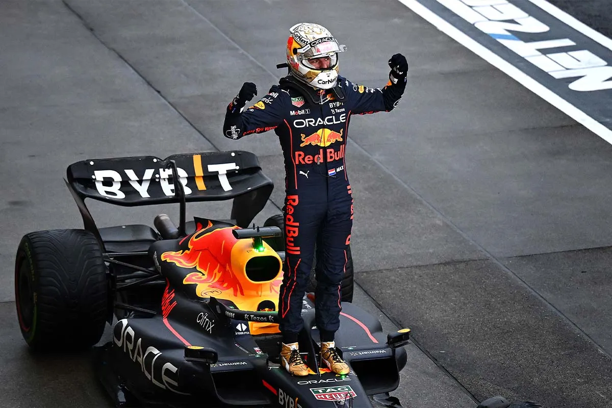 Bizarre Japanese GP Sees Verstappen Crowned Champ