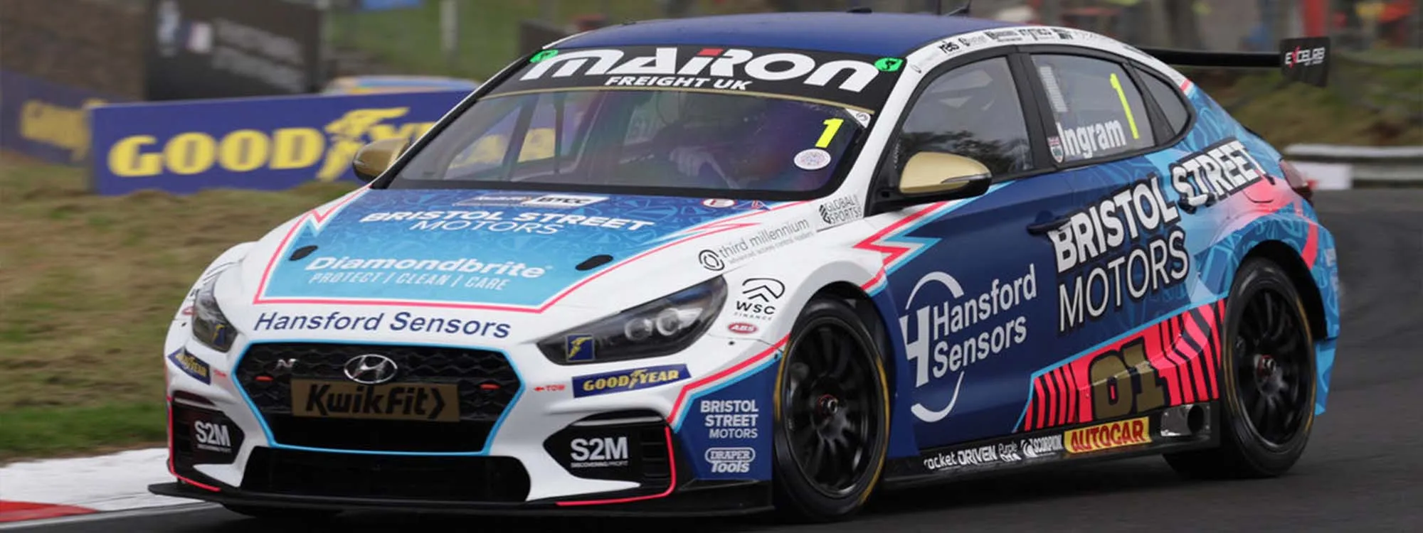 Sutton does the double in Brands Hatch