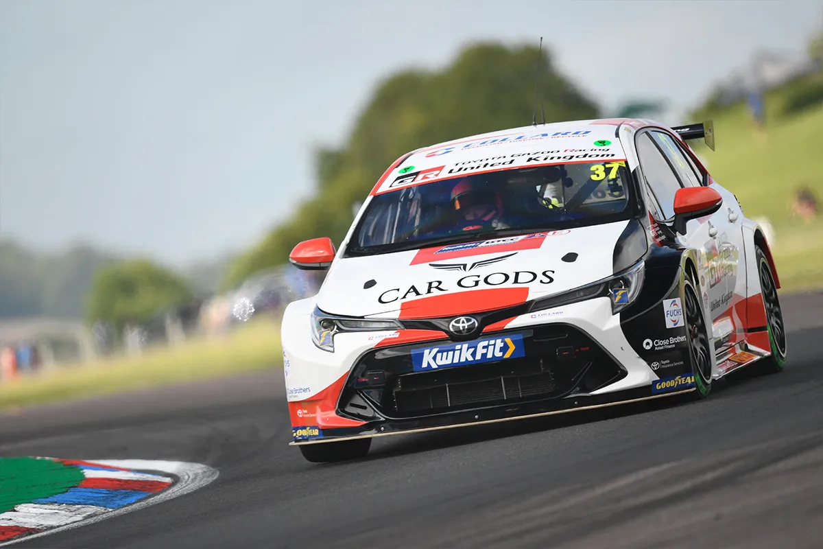BTCC Round 4 Thruxton Review