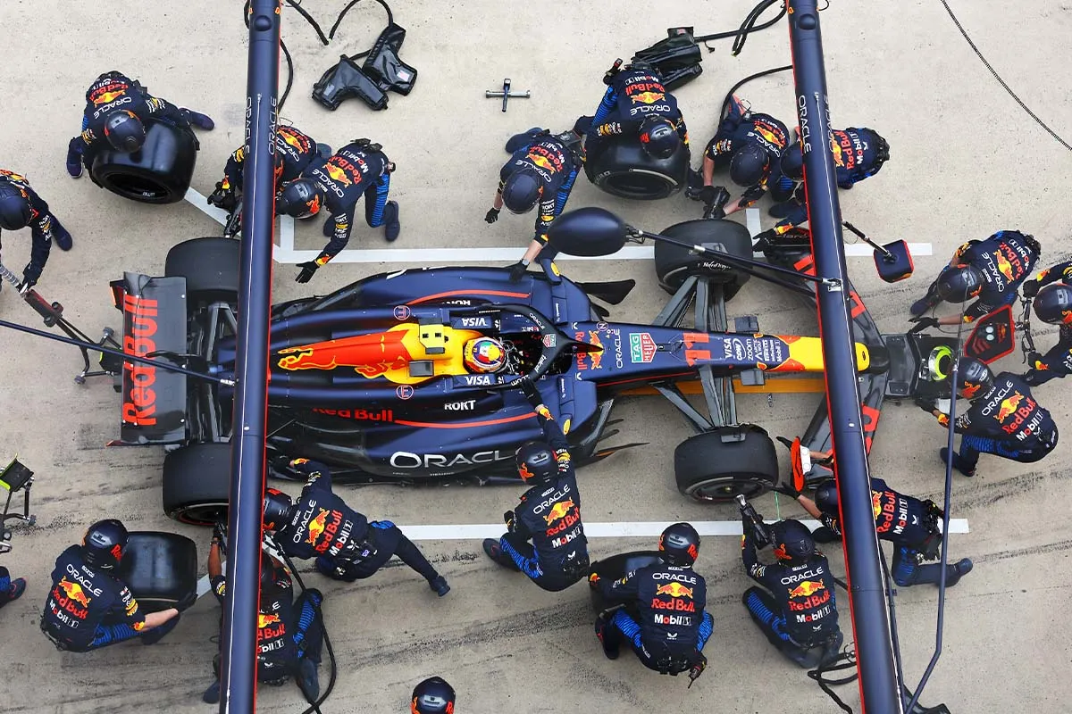 Verstappen victorious as F1 returns to China