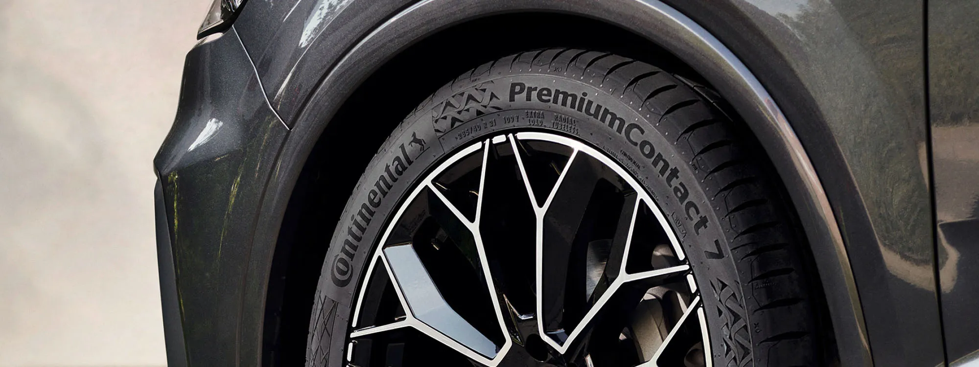 Continental's PremiumContact 7 Earns "Green Tire of the Year" from Auto Bild