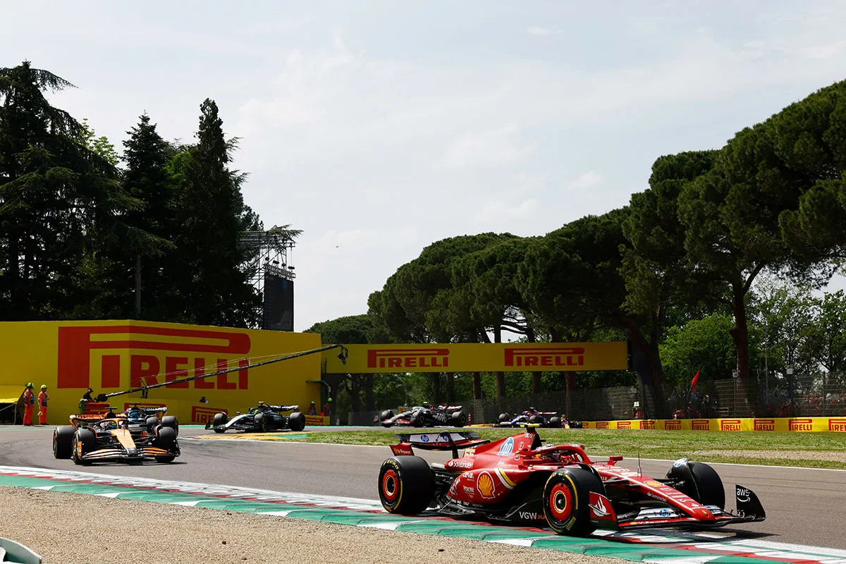 Verstappen pips Norris to Emilia Romagna GP win