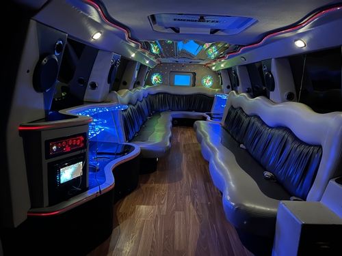 Escalade Limousine