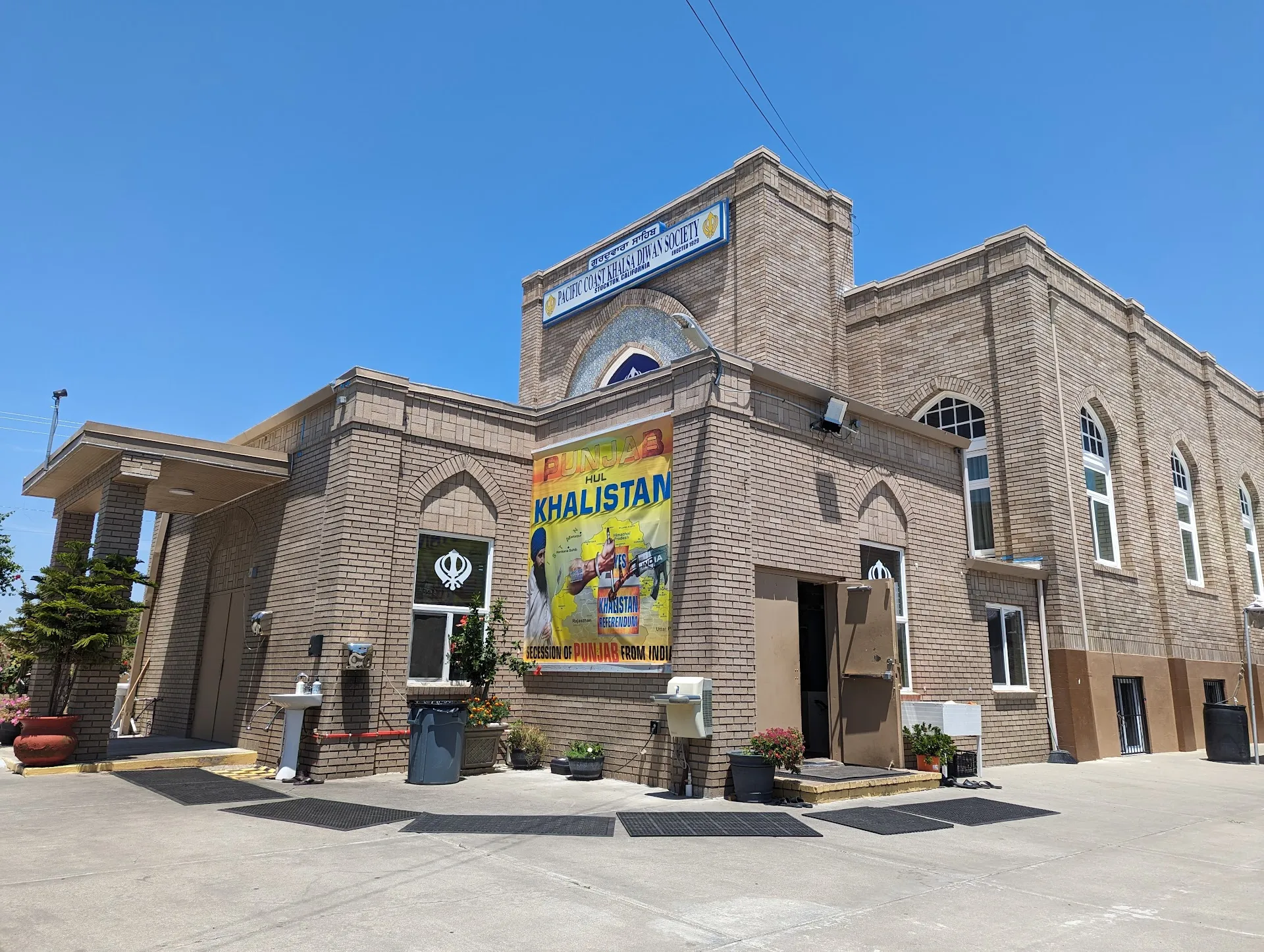 Gurdwara Sahib Sikh Temple