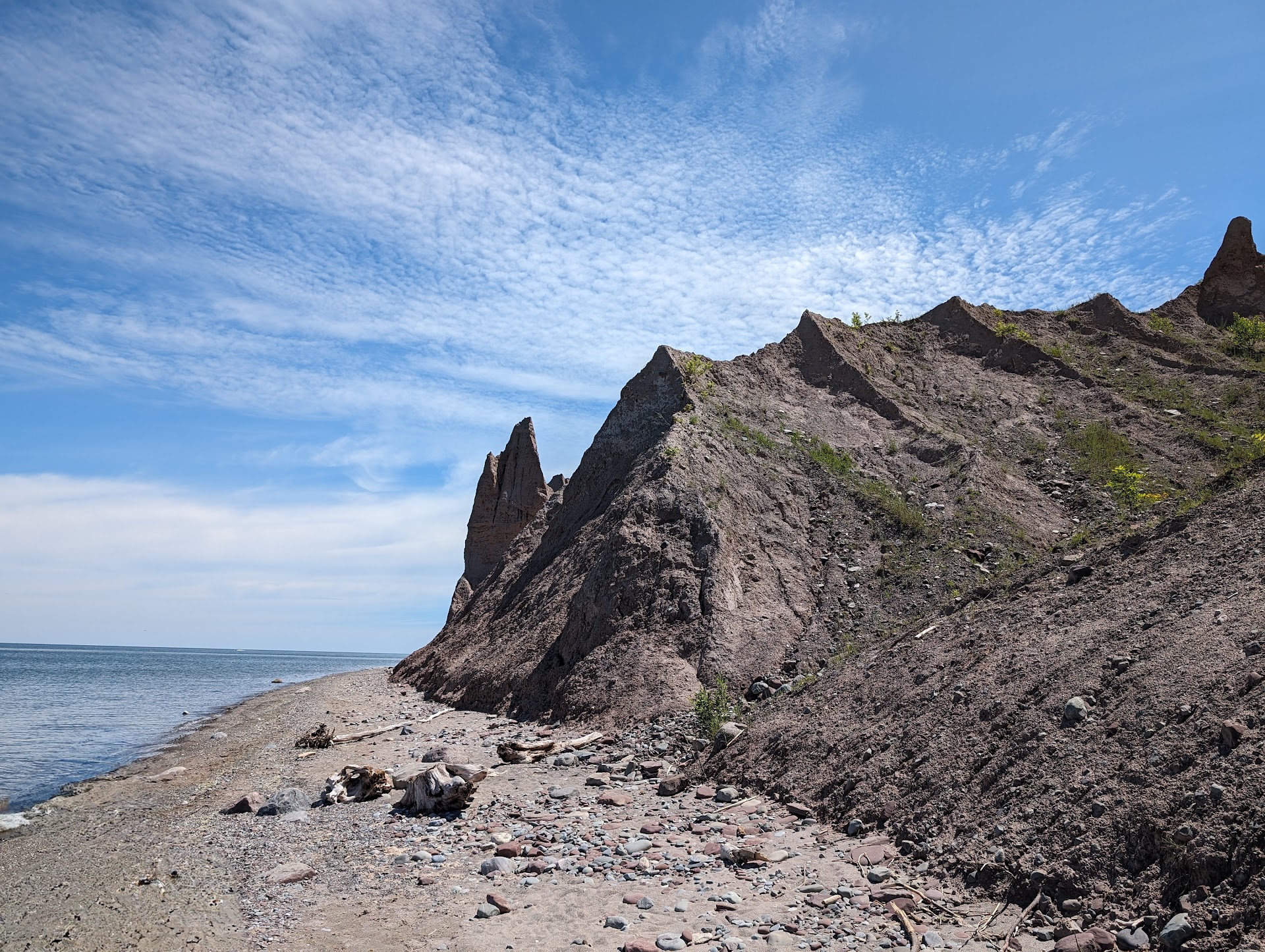 Chimney Bluffs State Park