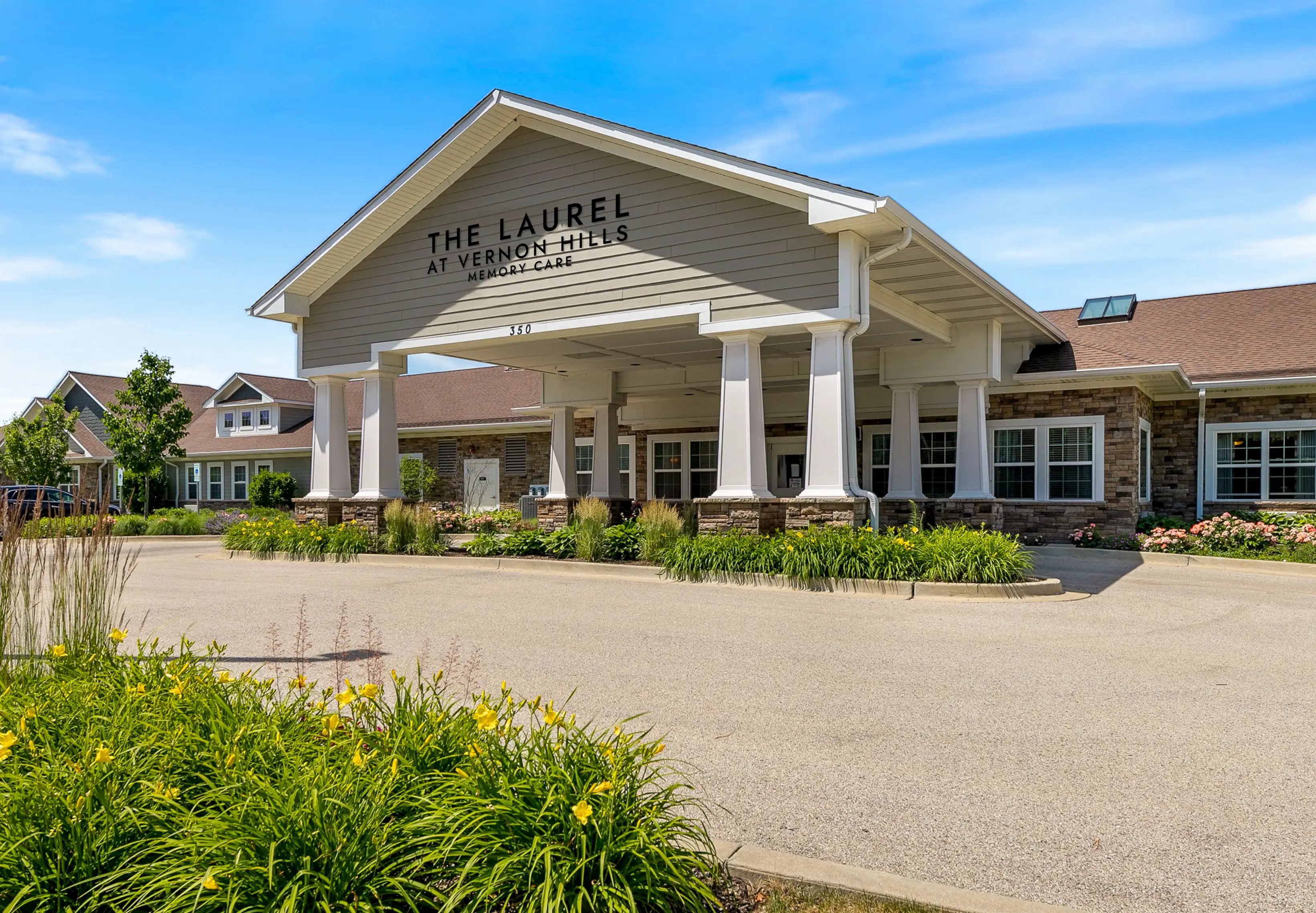 A Heartfelt Family Story: Their Experience at The Laurel for Mom’s Memory Care