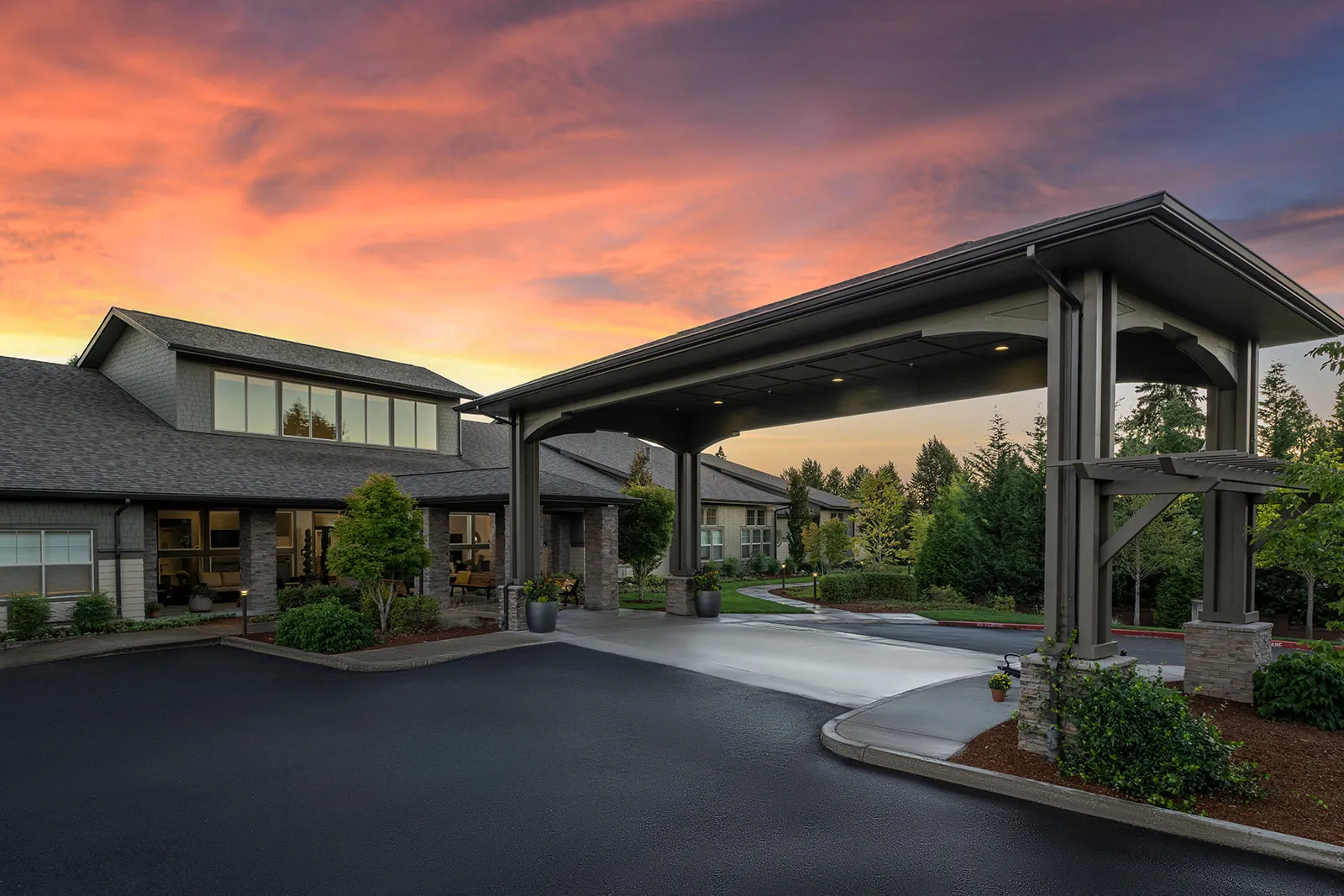 Families Rate Waterhouse Ridge Memory Care 9.6 Out of 10 - Recent Reviews & Survey Results
