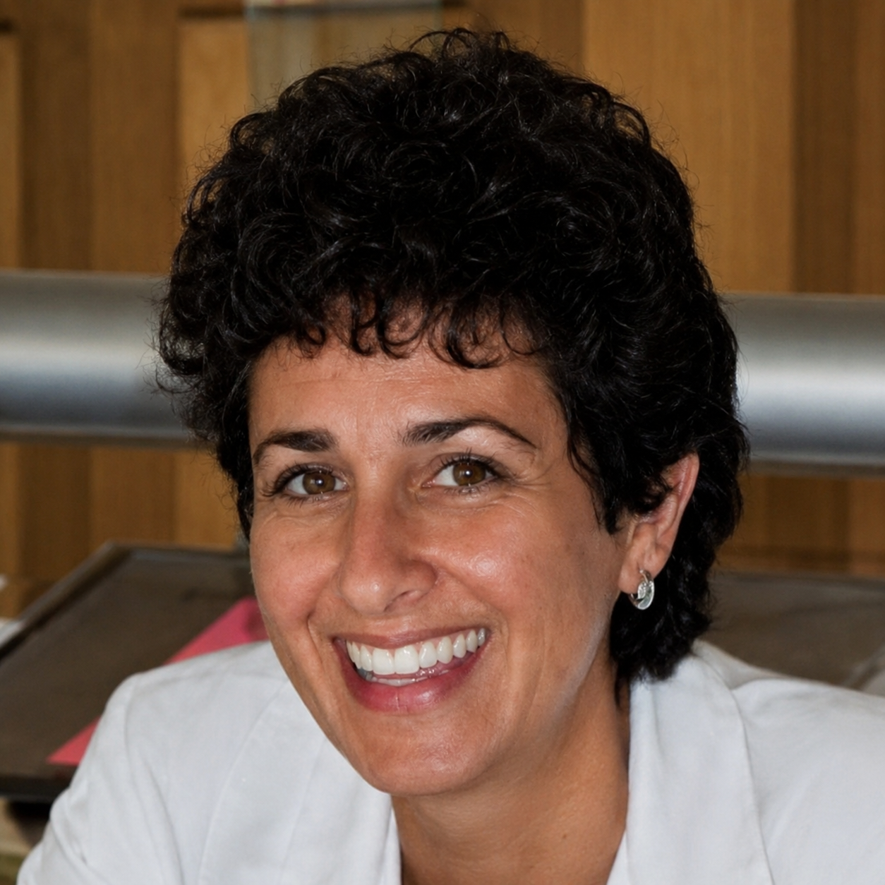 Portrait of Elayne Mazzarella