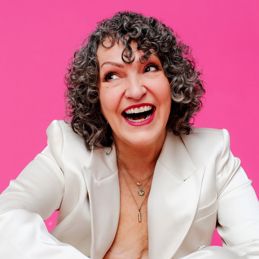 Ellyn Winters-Robinson Headshot