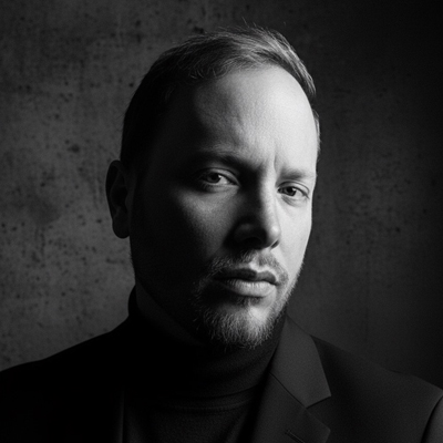 Headshot of David Sternberg