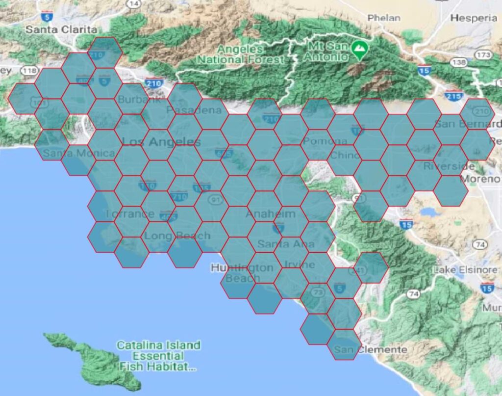 qgis centroids algorithm with python