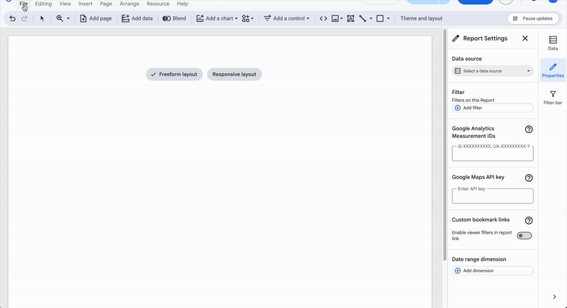 A GIF showcasing how to make a blank report responsive in Looker Studio.