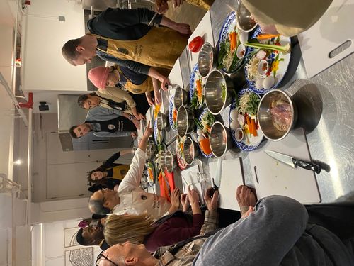 7 Benefits of Booking a Team Building Cooking Class in Boston for Your Employees
