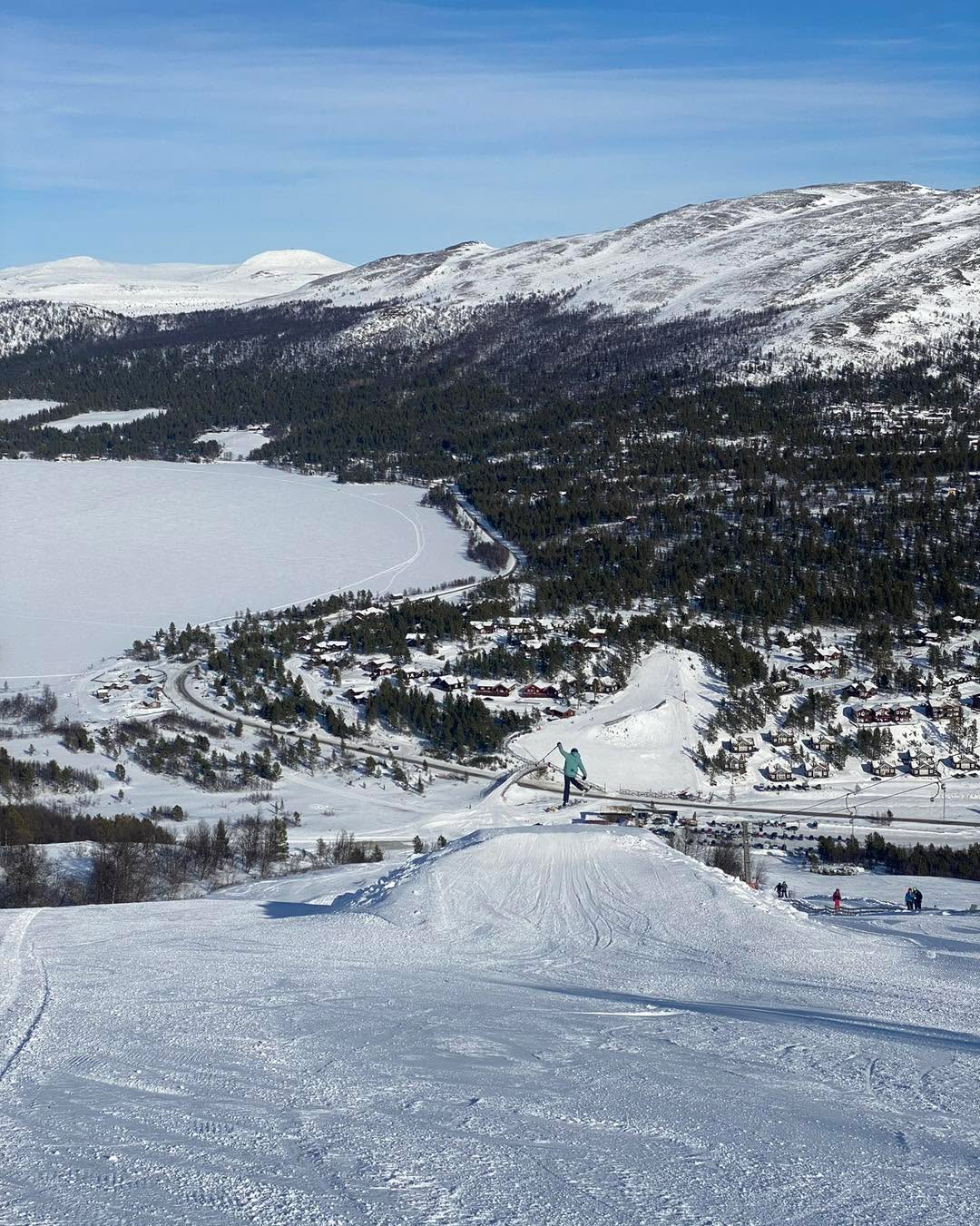 YES! No finn du familierabatten på nettbutikken!
www.lemonsjoen.skiperformance.com !
Rabattfristen går tilogmed 19.Desember.