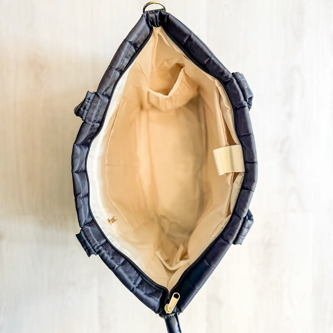 quilted bustmob tote bag interior