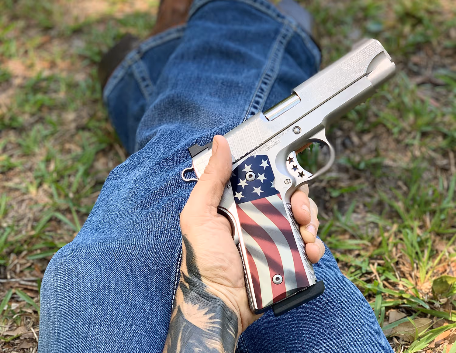 Hand holding a Beretta