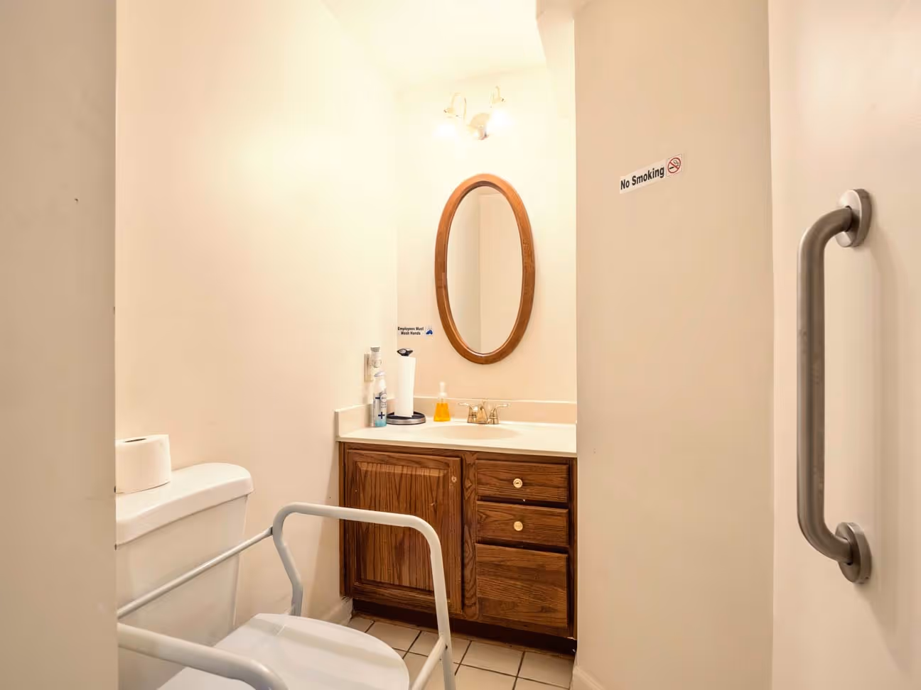 Accesible bathroom