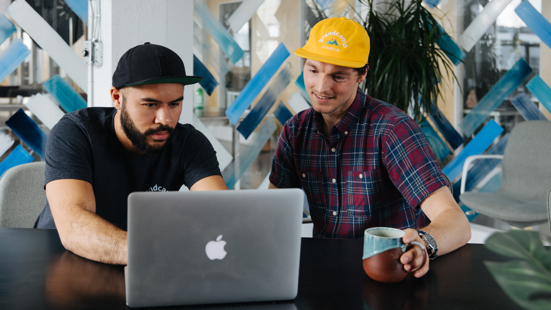 Conquesting Ads Explained: When Targeting Competitors Actually Makes Sense