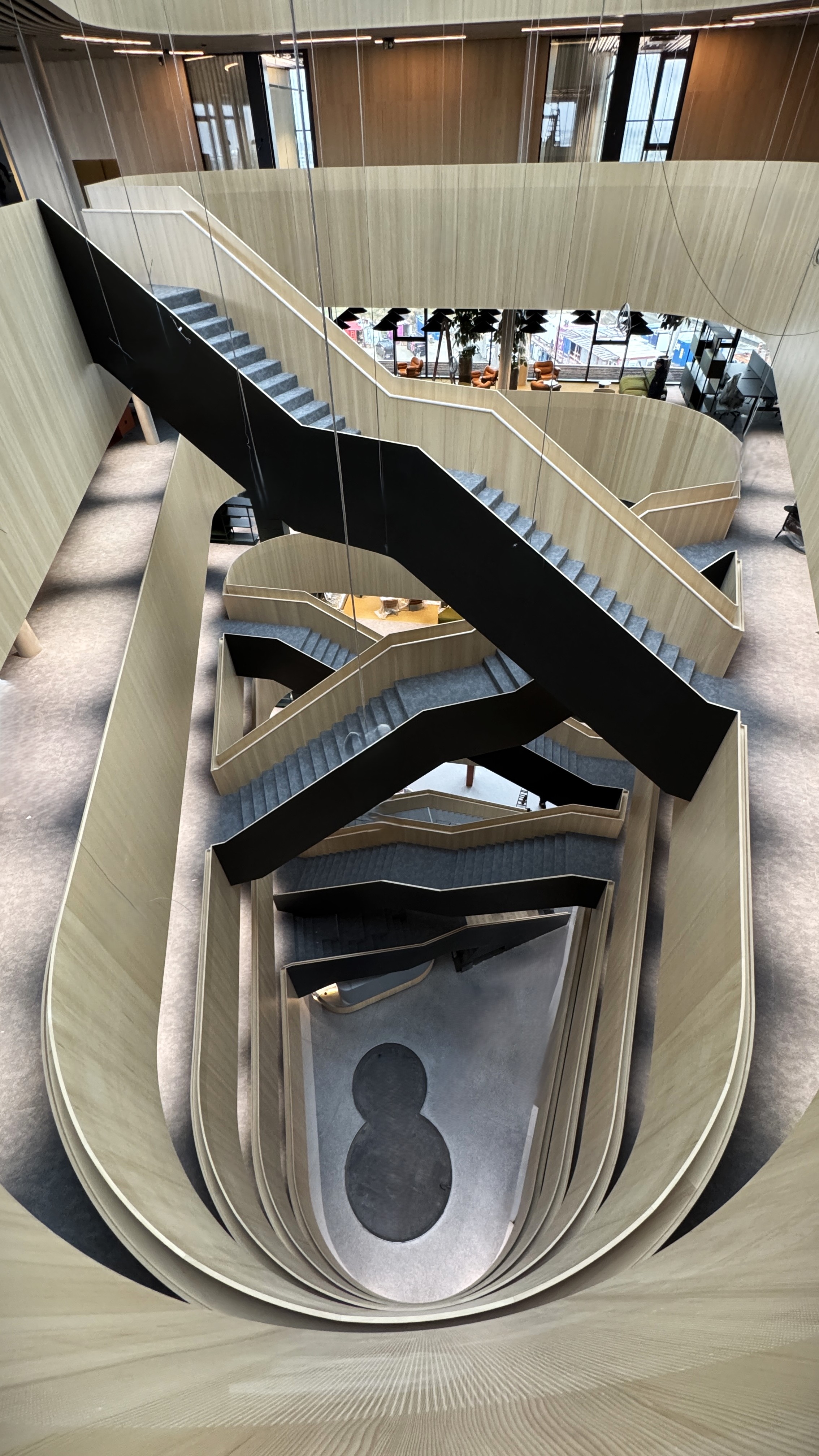 Sondermöblierung 33