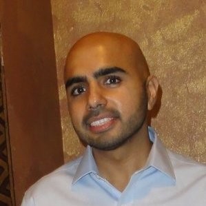 Amir Valiani Headshot