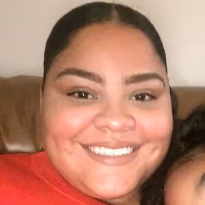 Dynalee Baez Headshot