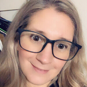 Kori Yaeger Headshot