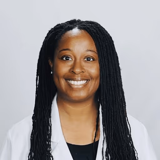 TaCoya Jones Headshot