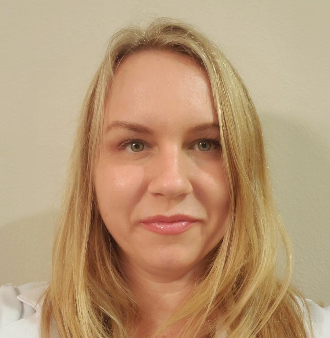 Sonja Honora Headshot